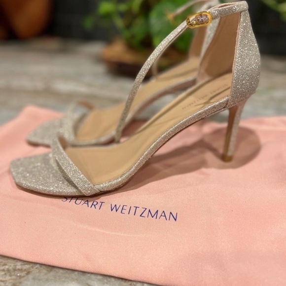 SOLD - Picture 4 of 8